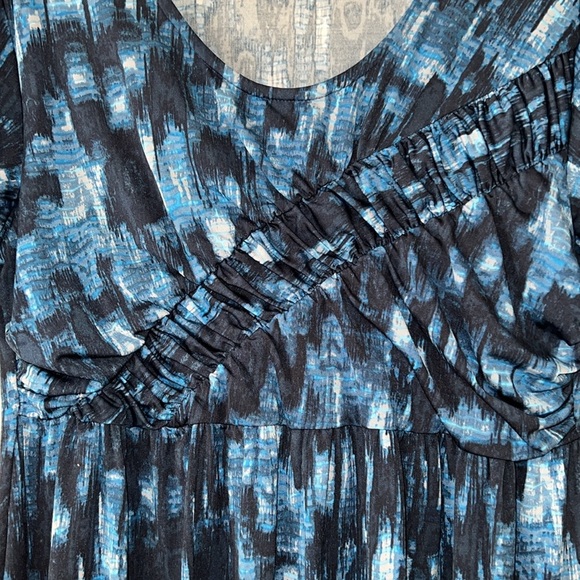 Women’s AVENUE size 14/16 soft stretchy modern abstract graphic popover dress - Picture 3 of 7